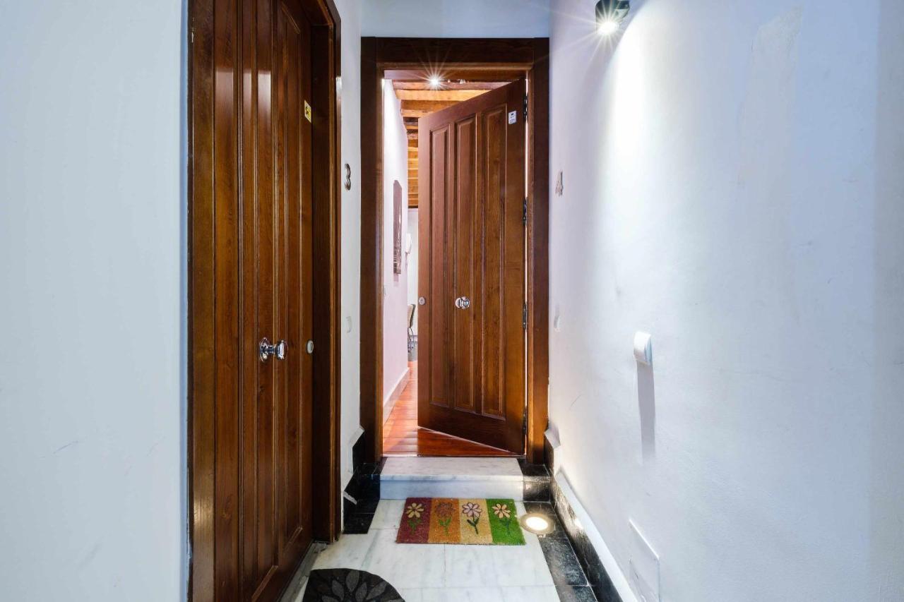Apartamento Con Patio Junto A La Catedral By Toledo Ap Extérieur photo