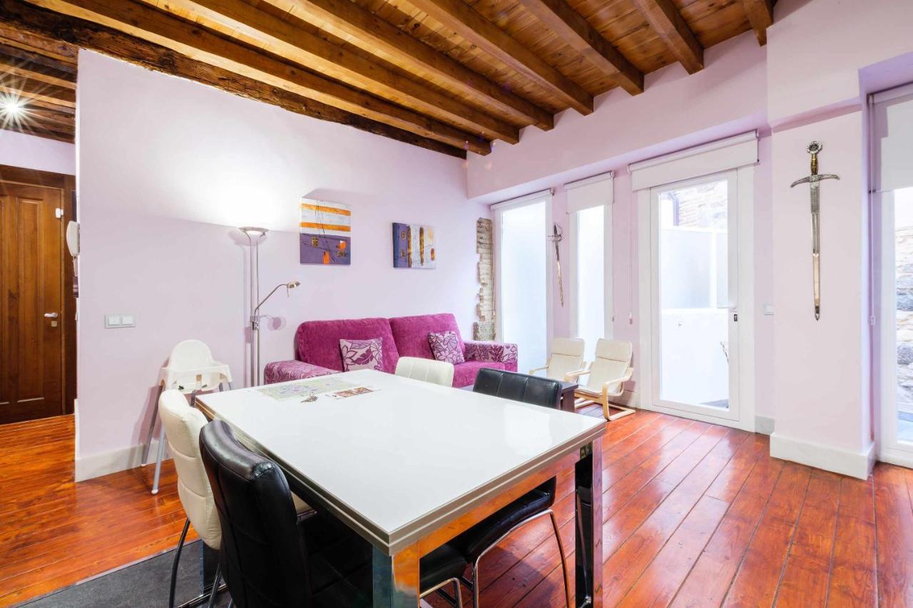 Apartamento Con Patio Junto A La Catedral By Toledo Ap Extérieur photo