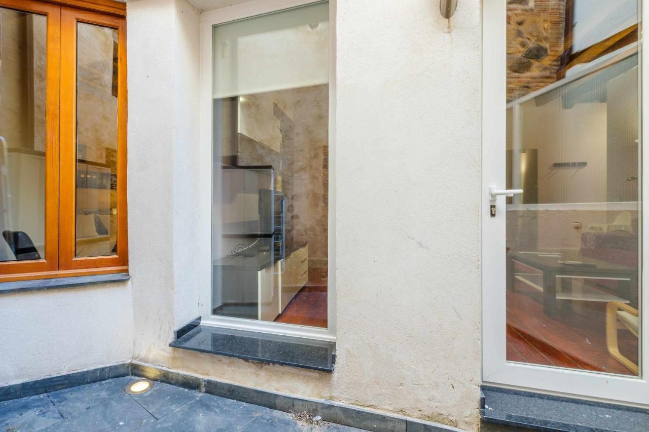 Apartamento Con Patio Junto A La Catedral By Toledo Ap Extérieur photo