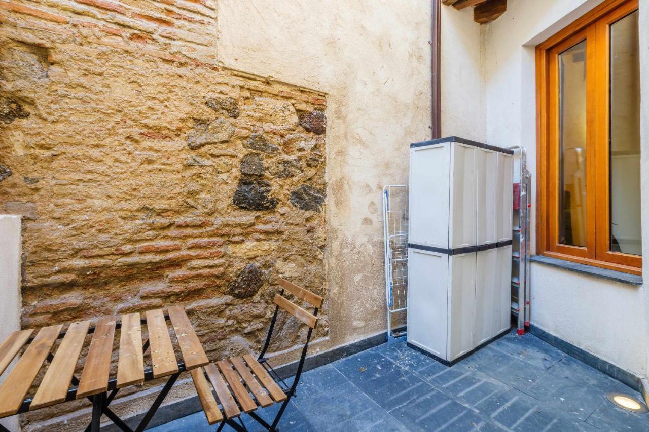 Apartamento Con Patio Junto A La Catedral By Toledo Ap Extérieur photo